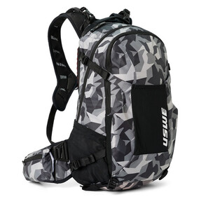 USWE Shred 25L MTB Hydration Compatible Daypack Camo/Black